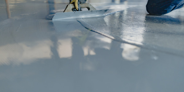 Pintar Fachadas de Naves Industriales, Fábricas y Almacenes en Santa Coloma de Gramenet · Pavimentos para Pintado de Parkings